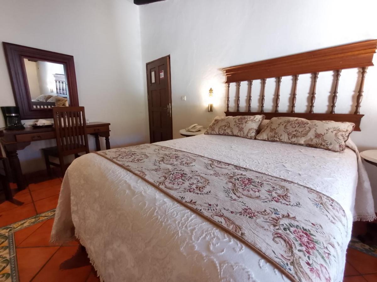 Meson Del Alferez Coatepec Hotel Коатепек Екстериор снимка